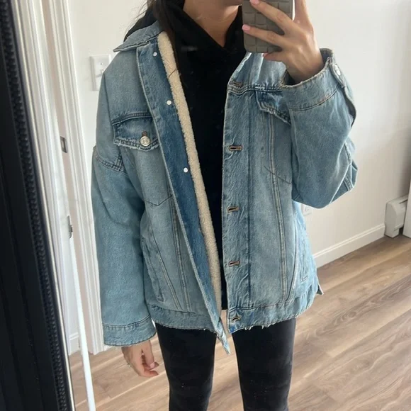 Zara Light Blue Sherpa Lined Denim Oversized Jean Jacket size small women’s - Picture 1 of 10